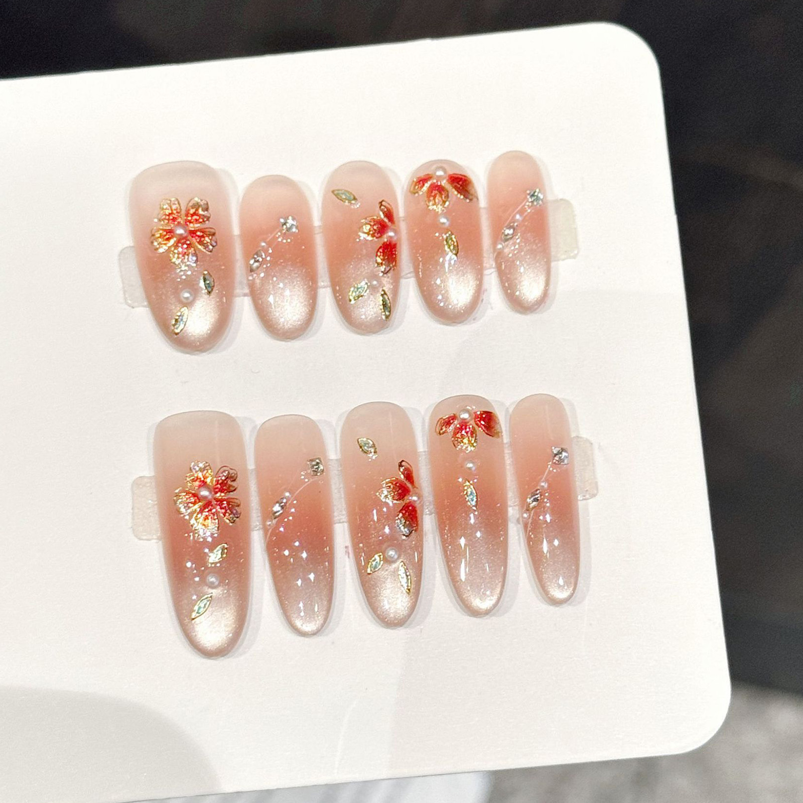 10 pezzi di unghie finte fatte - Resin Art Flowers recensione e prezzo